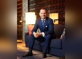 Four Seasons Hotels and Resorts Veteran Simon Casson Receives  Honour for Outstanding Contribution to the Hospitality Industry