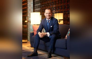 Four Seasons Hotels and Resorts Veteran Simon Casson Receives  Honour for Outstanding Contribution to the Hospitality Industry