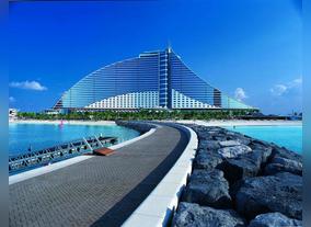 Jumeirah Beach - Indulge Yourself in Luxury at Jumeirah Beach