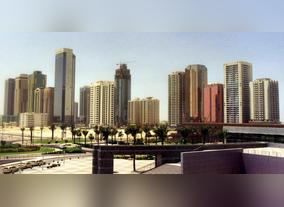 Dubai City Edges Its Way Out of Crisis