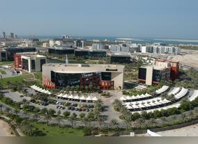 Living & Working Overseas - Taking a Job in Dubai City