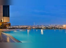 The Jet Set Dubai City Traveler and Luxury Dubai Hotels