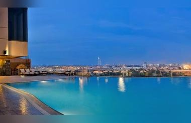 The Jet Set Dubai City Traveler and Luxury Dubai Hotels