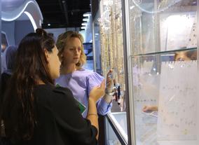 Dubai International Jewellery Week 2016 Opens its Doors to Uniquely Beautiful Shopping Extravaganza