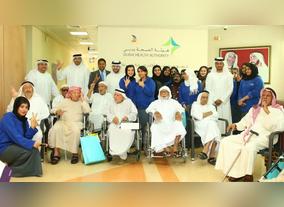 Emirates Islamic staff visit Family Gathering Centre