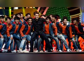 Bollywood dazzles Dubai with TOIFA 2016