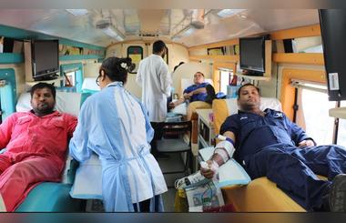 Bhatia Brothers & Dubai Healthcare City hold blood donation camp