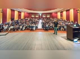 Nikon and photography maestro Bryan Peterson bring Seeing Creatively tour to Kuwait