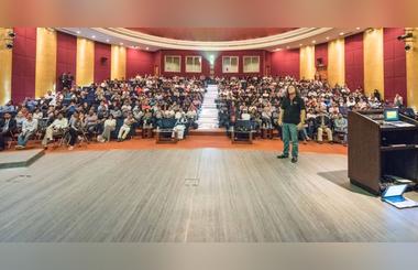 Nikon and photography maestro Bryan Peterson bring Seeing Creatively tour to Kuwait