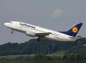 Lufthansa Group achieves record number of passengers in 2015 