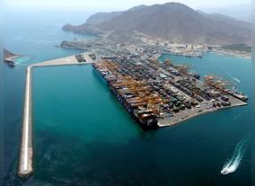 Khorfakkan Container Terminal exceeds  4,000 moves in a 12-hour shift