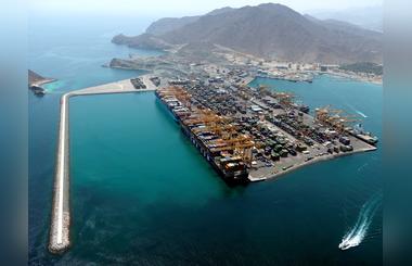 Khorfakkan Container Terminal exceeds  4,000 moves in a 12-hour shift