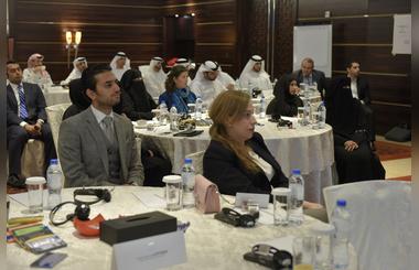 Dubai Smart Government organizes brainstorming session for government departments to innovate shared services  