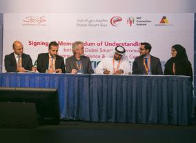 Dubai Smart Government signs MoU with MIT Connection Science Group & Analytics Center during Smartcon Dubai 2015 Conference