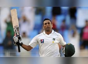 PCB Chairman felicitates Younis on becoming the highest run-getter for Pakistan