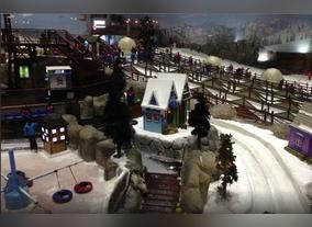 Ski Dubai is a one-of-a-kind, mountain-themed attraction, offering the opportunity to enjoy real snow in Dubai, whatever the season.