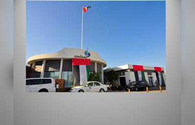 Imdaad hoists UAE flag to show solidarity for local troops