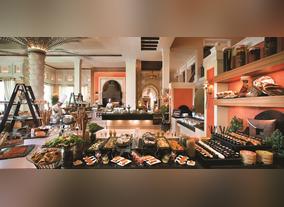 Brunch like a global jetsetter at Madinat Jumeirah