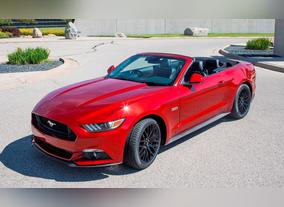 Ford Mustang: Worlds Best-Selling Sports Car in Early 2015; Production Begins on Right-Hand-Drive Model