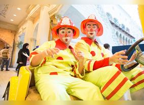 Budding circus artist entertains shoppers at Mercato