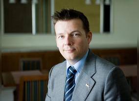 Park Inn by Radisson Hotel Apartmentsopens its doors with new hotel manager