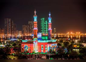 Al Majaz Amphitheatre adds new dazzle to Sharjah Light Festival 2015