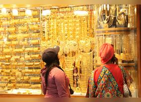 DSF shopping sparkles at Gold Souk