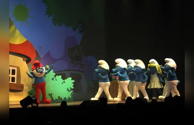 Blue is for bliss as Smurfs rally to save Spring during DSF