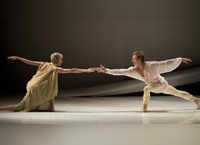 Eternal story of love set to mesmerize DSF visitors at 