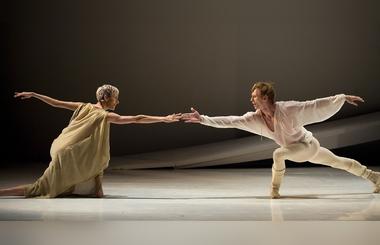 Eternal story of love set to mesmerize DSF visitors at 