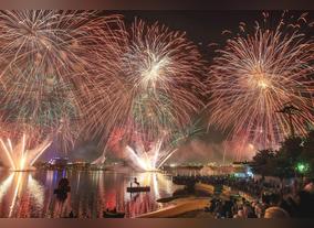 DSF an innovative initiative that has reinforced Dubais position as  a leading shopping and tourism destination: Al Zarooni Group 