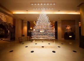 Four Seasons Hotel Beirut Creates a Crystal Sensation with Swarovski This Festive Season 