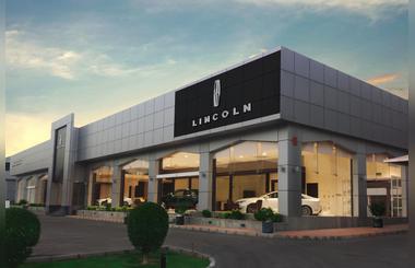 Elena Ford Inaugurates the Middle Easts First-Ever Stand-Alone Lincoln Showroom in Oman; All-New MKC Launched in the Sultanate