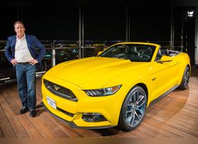 Ford Plants Flag in Middle East & Africa with Live Action Event; New Mustang Unveiled on Worlds Tallest Building, Burj Khalifa