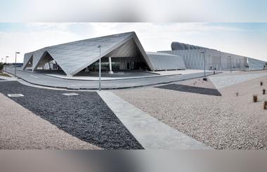 MEEZA unveils Middle Easts first LEED Platinum and Tier III certified data centre 