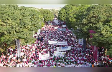 Thousands Step Out to Support Breast Cancer Awareness at BurJuman Pink Walkathon 