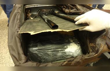 Dubai Customs thwarts a smuggling bid of 6 Kg heroin and 46 g opium at DXB 