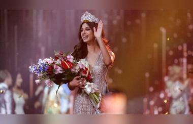 Harnaaz Sandhu , the third Indian Model to be crowned Miss Universe , after Sushmita Sen and Lara Dutta