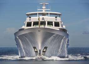 AkzoNobels Yacht Coatings business and the Water Revolution Foundation  gets into a partnership.
