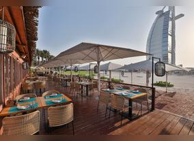 JUMEIRAH BEACH HOTEL THIS SUMMER, OFFERS YOU DELICIOUS BEACHFRONT DINING
