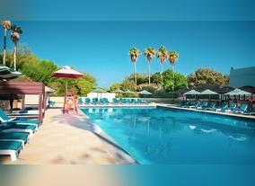 Plan a Memorable Staycation with Tajawal and Get Great Deals on Top UAE Hotels