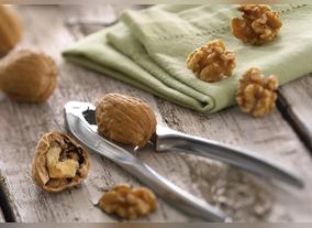 In Improving Metabolic Syndrome Daily Consumption Of Walnuts Has A Positive Role