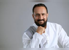 Dubai Yoga Teacher Says, Meditation A Necessity To Combat Crisis