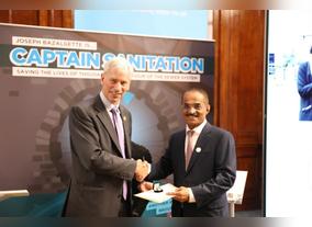 London Institution of Civil Engineers (ICE) grants fellowship certificate to UAE Minister of Infrastructure Development