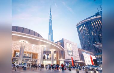 Enjoy a weekend shopping at the Dubai Mall with a 25-90% discount