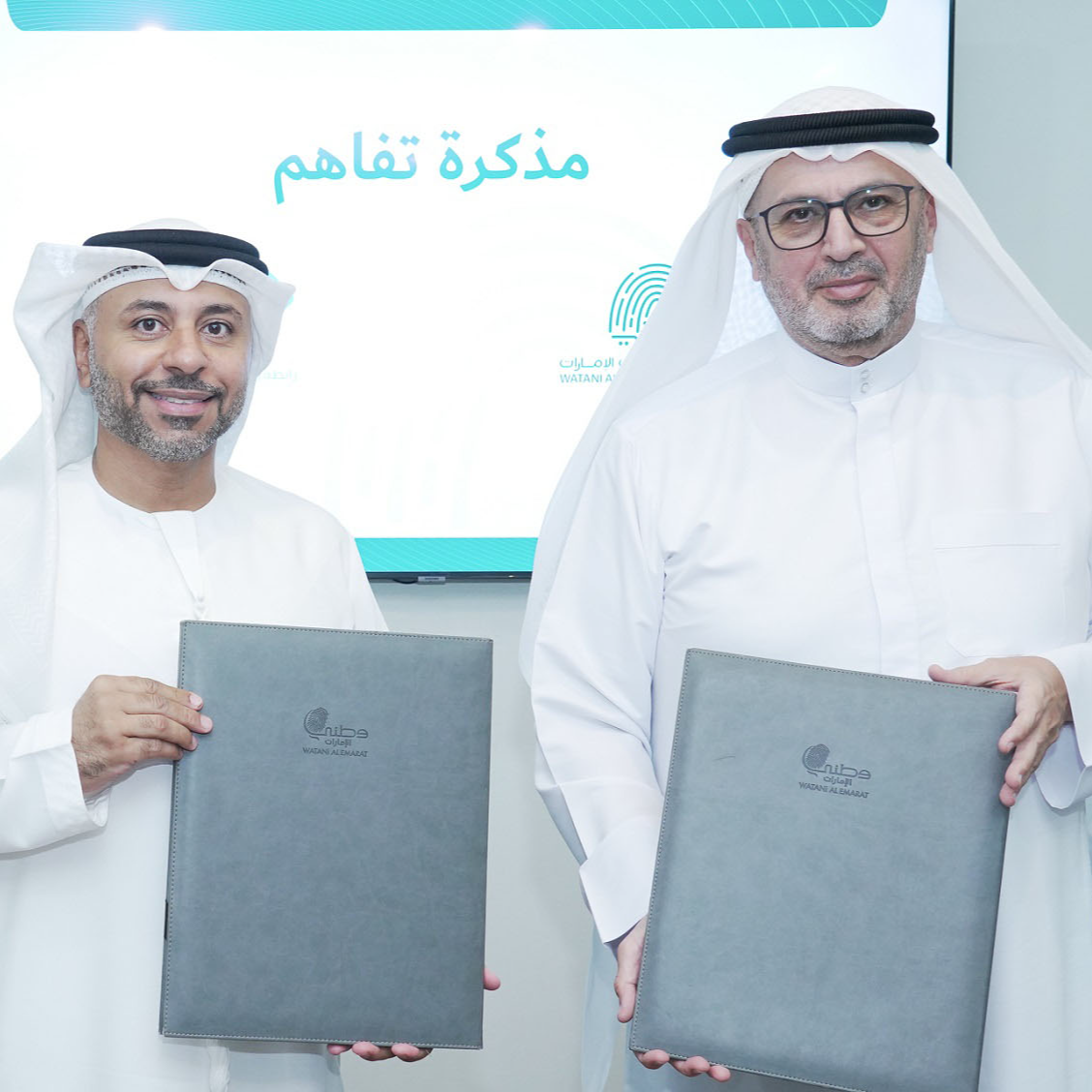 Watani Al Emarat Foundation and Social Media Pioneers Association Sign MoU to Promote Social Media’s Role in Community Support