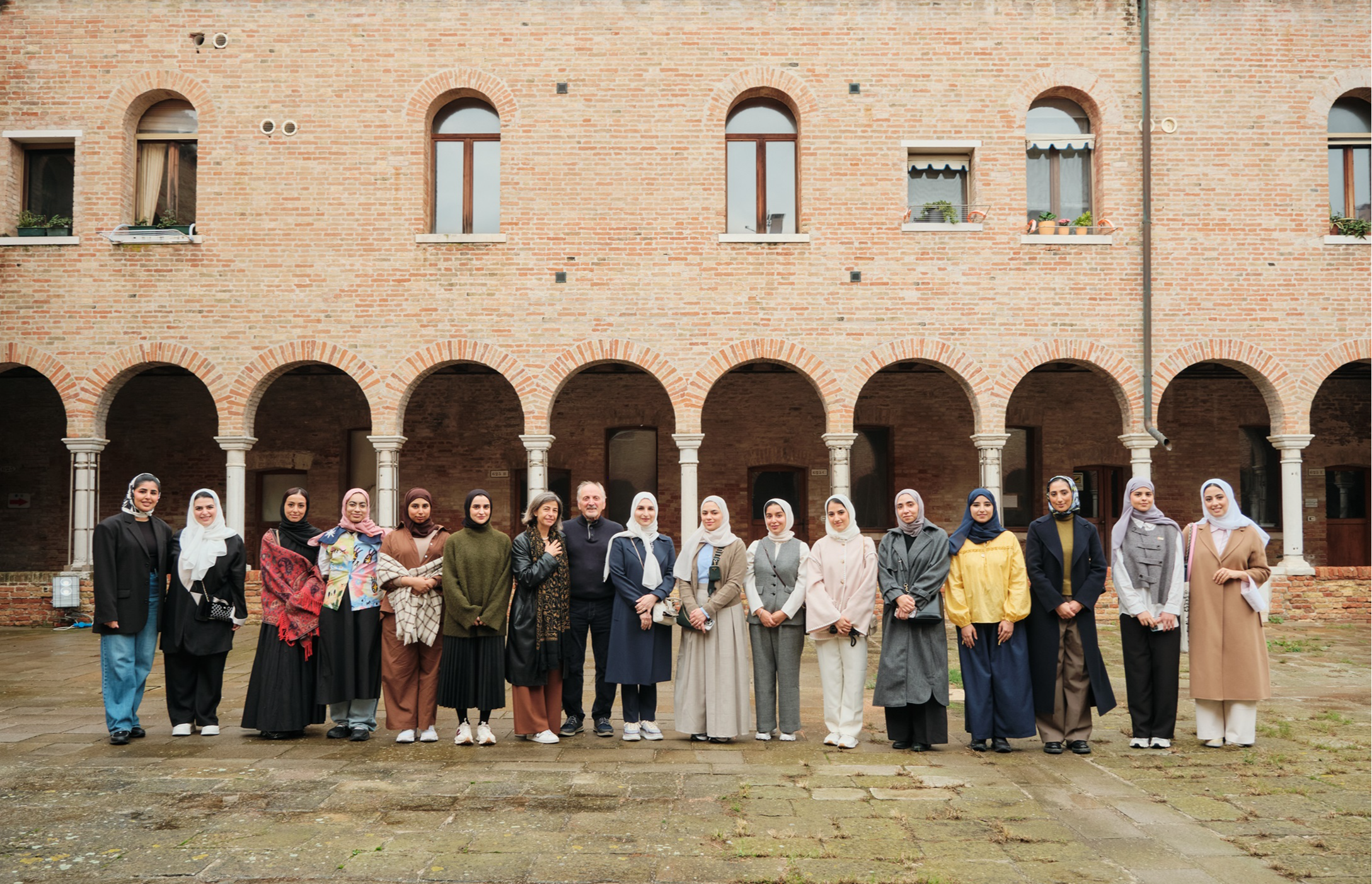 Dubai Culture Wraps Up ‘Emirati Creatives in Venice Program’ with Artistic Tour for Local Talent